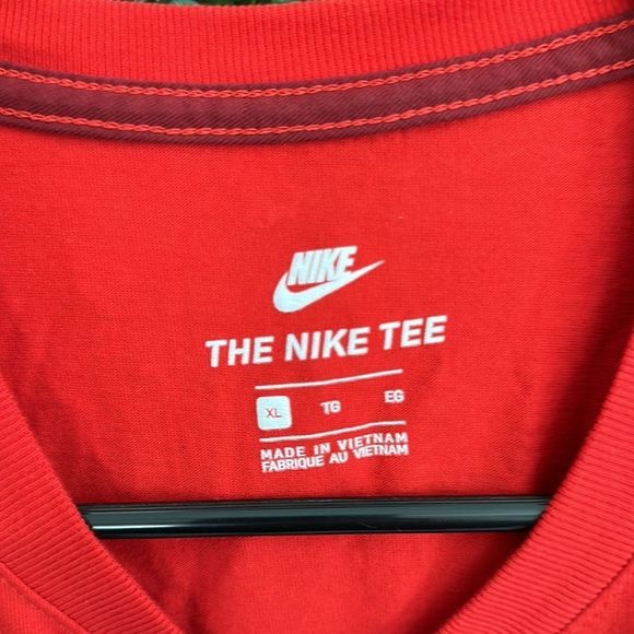 NIKE Locally Known World Recognized Shirt in Red Infrared Gold Air Max, Size XL! - Picture 6 of 7